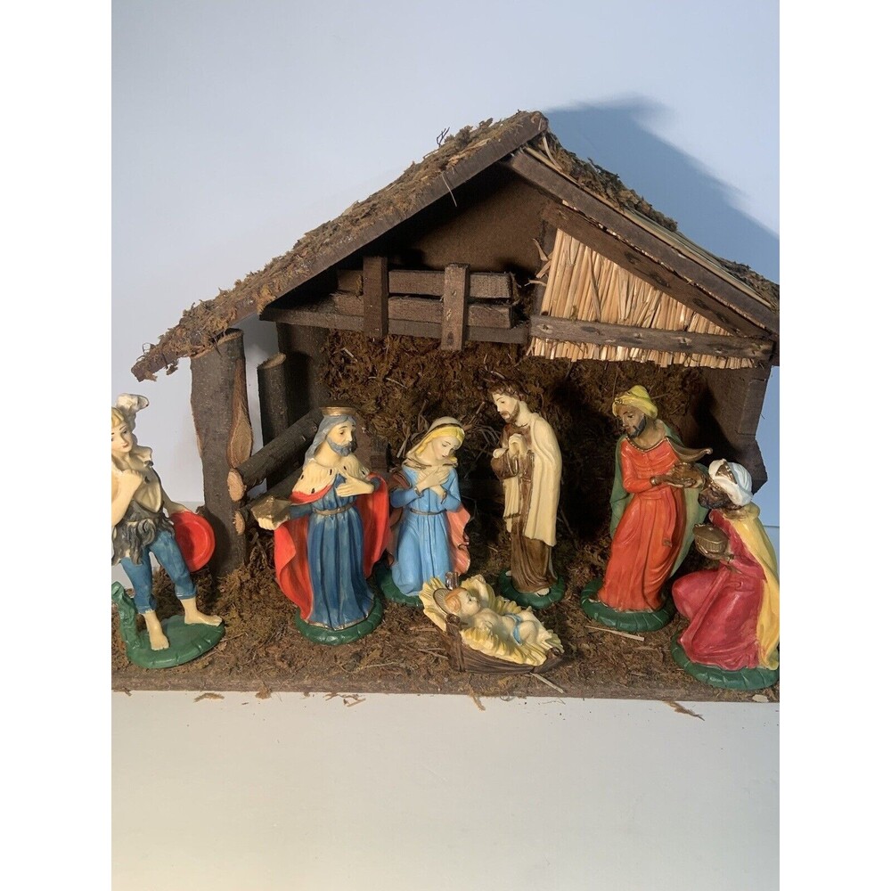 RARE Italy Vintage Nativity SET Hand Painted  Italian Lot of 7 + STABLE